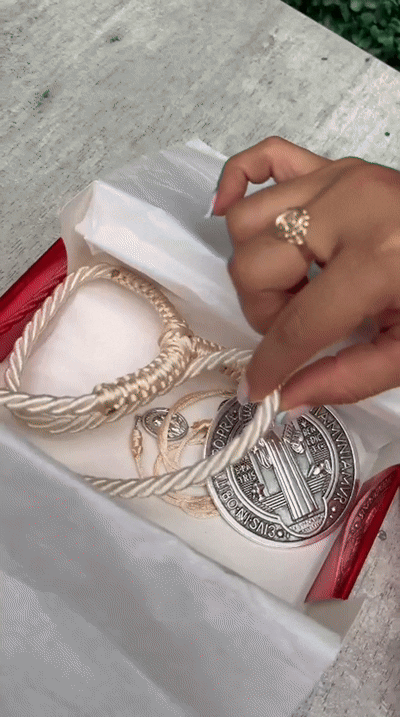 MEDALLA DE SAN BENITO  PROTECTORA DE TODO MAL